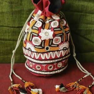 Paako Embroidered Potli Bag from Kutch – (PEPB0022)