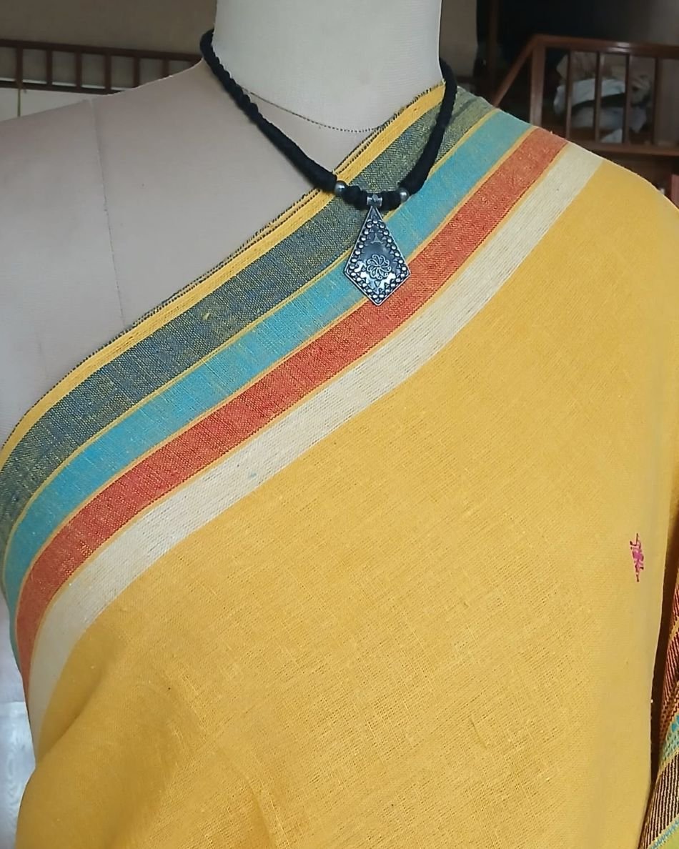 Bhujodi Saree Handwoven in Kala Cotton – (BHUJ1091) - Image 5