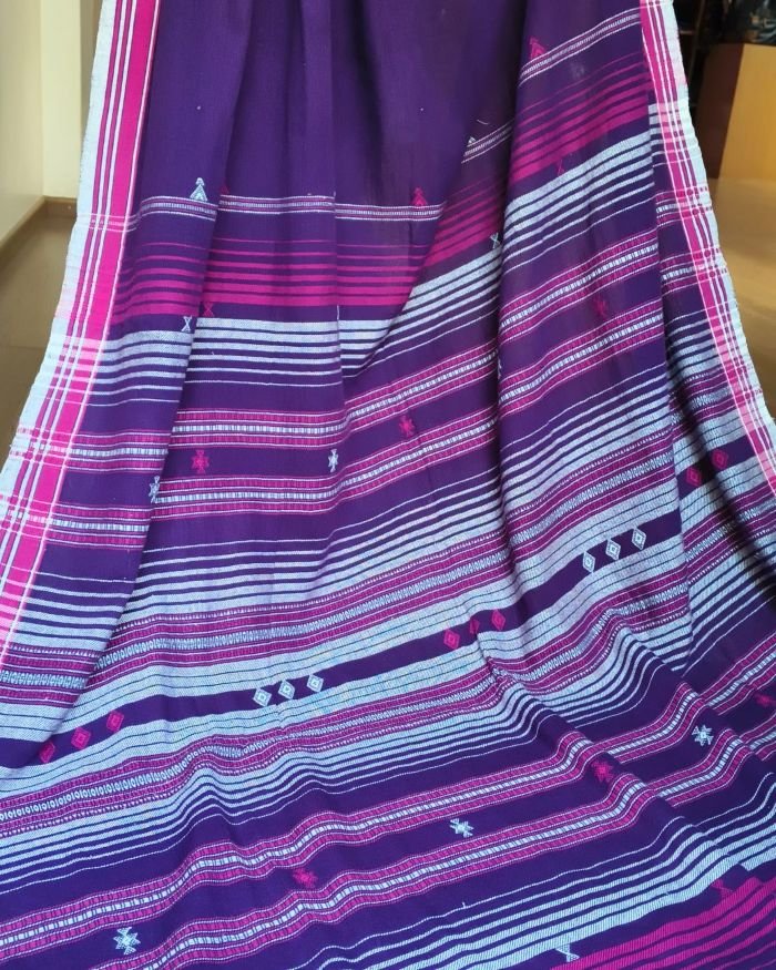 Bhujodi Saree Handwoven in Kala Cotton – (BHUJ1092) - Image 2