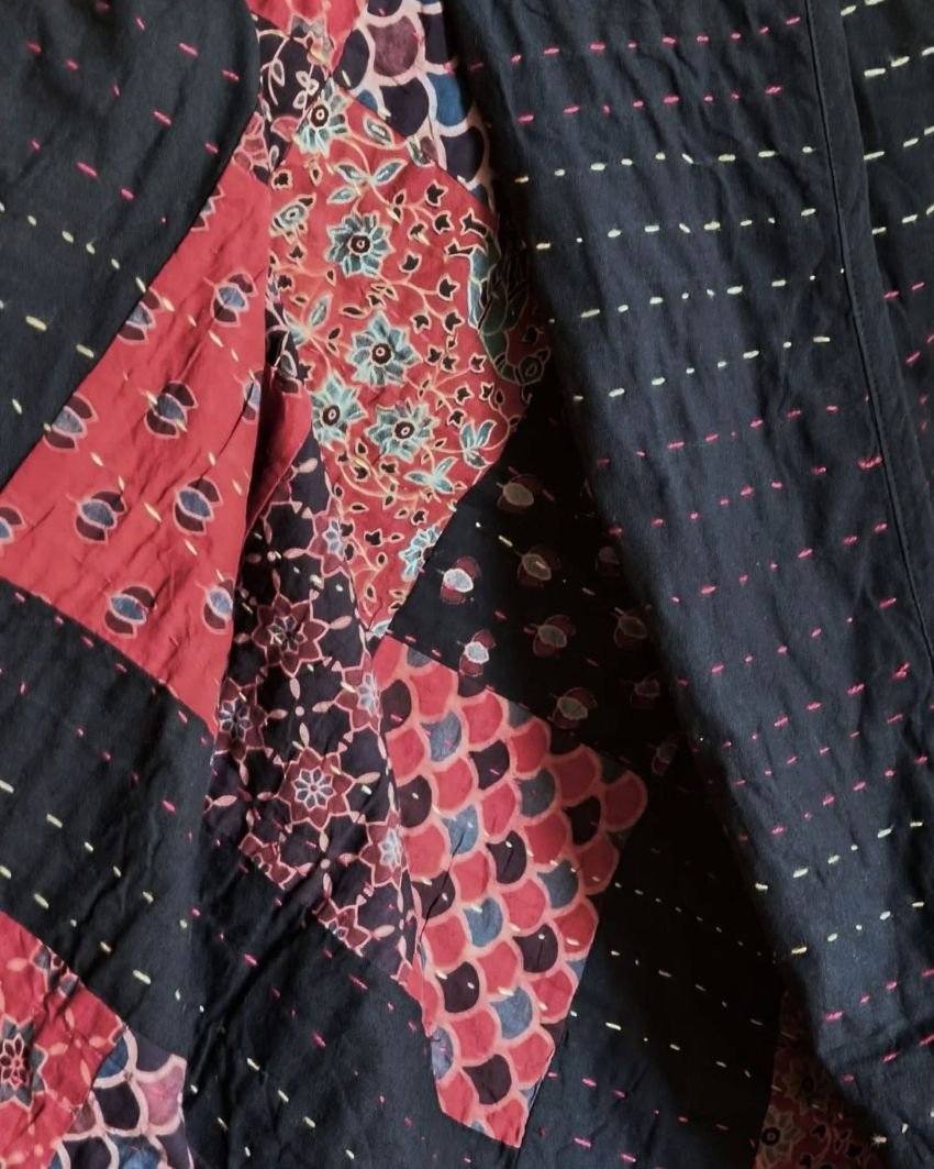 Patchwork Two-Layer Ajrakh Quilt (Godhri) – (APDG0018) - Image 3