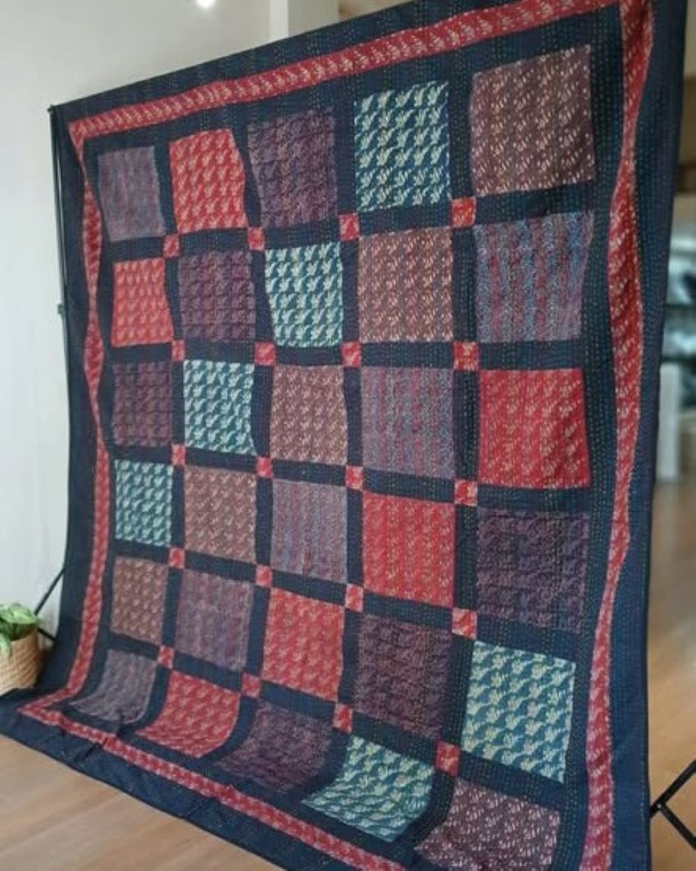 Patchwork Two-Layer Ajrakh Quilt (Godhri) – (APDG0022) - Image 4