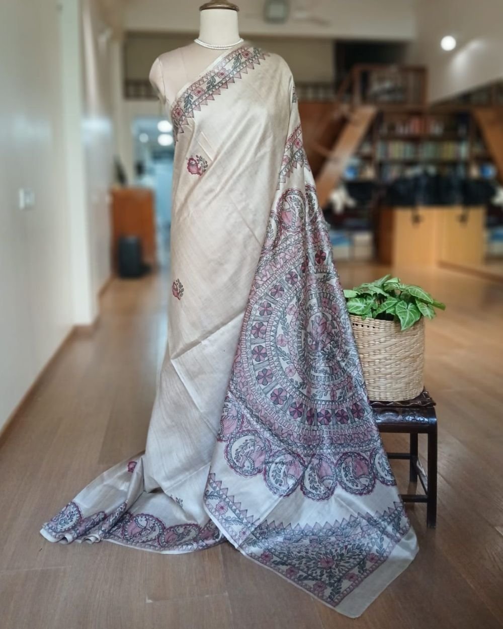Madhubani on Tussar Silk – (MADT0043) - Image 2