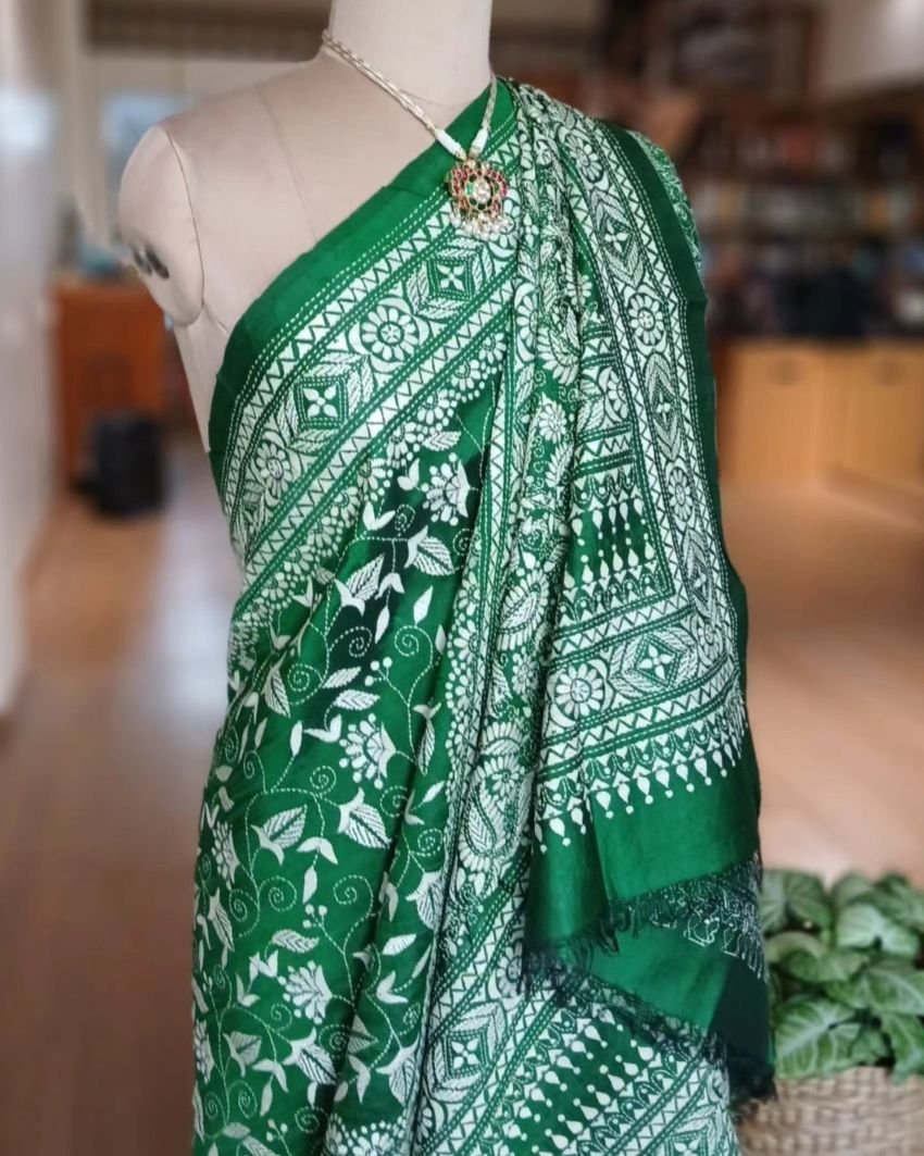 Santiniketan Kantha Saree in pure Bisnupuri Silk – (SNBK1087) - Image 3