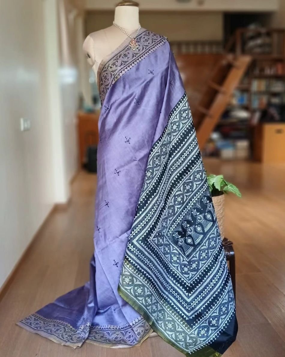 Santiniketan Kantha Saree in pure Bisnupuri Silk – (SNBK1088)