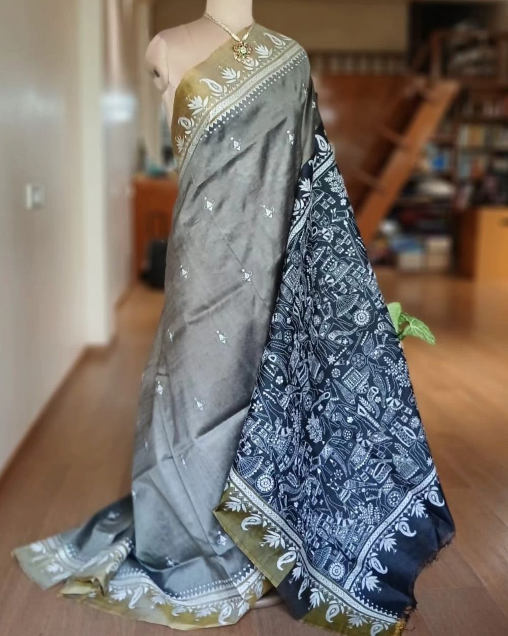 Santiniketan Kantha Saree in pure Bisnupuri Silk – (SNBK1089)
