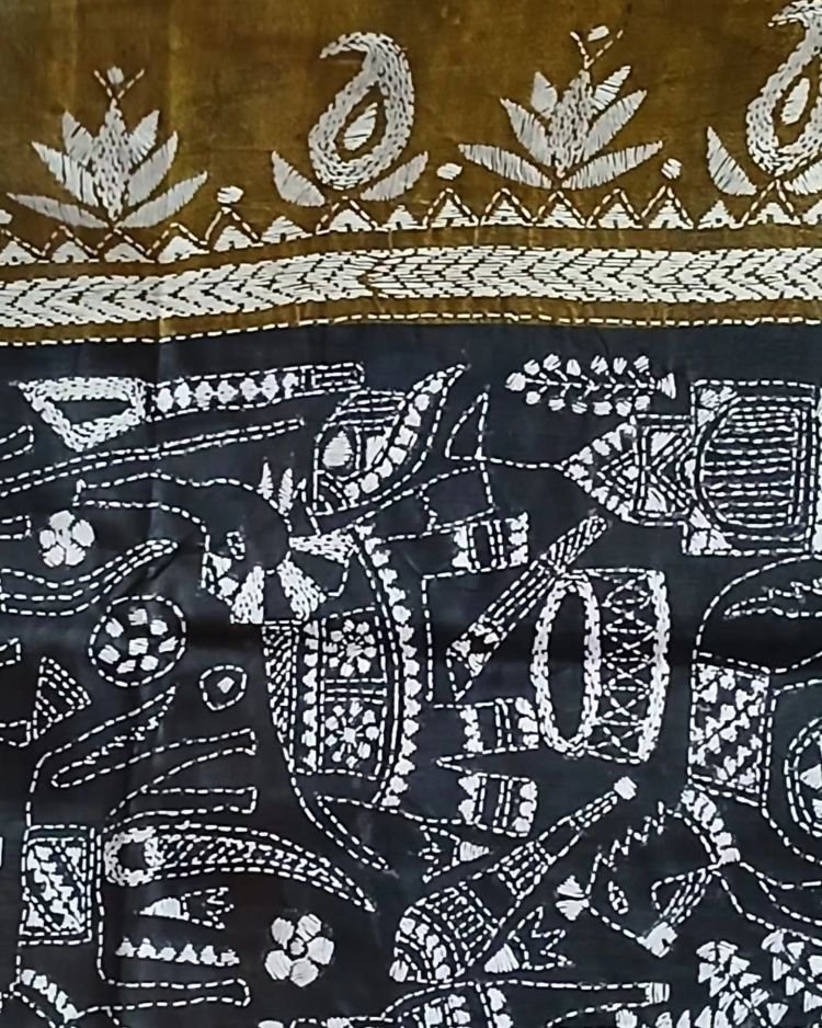 Santiniketan Kantha Saree in pure Bisnupuri Silk – (SNBK1089) - Image 6
