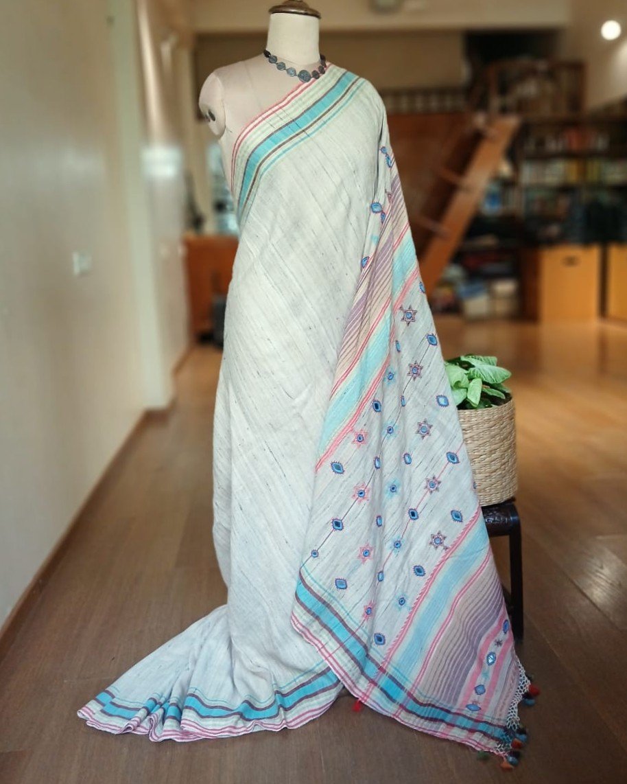 Bhujodi Handweave Saree in Pale Green. – (BHUJ1074) - Image 2