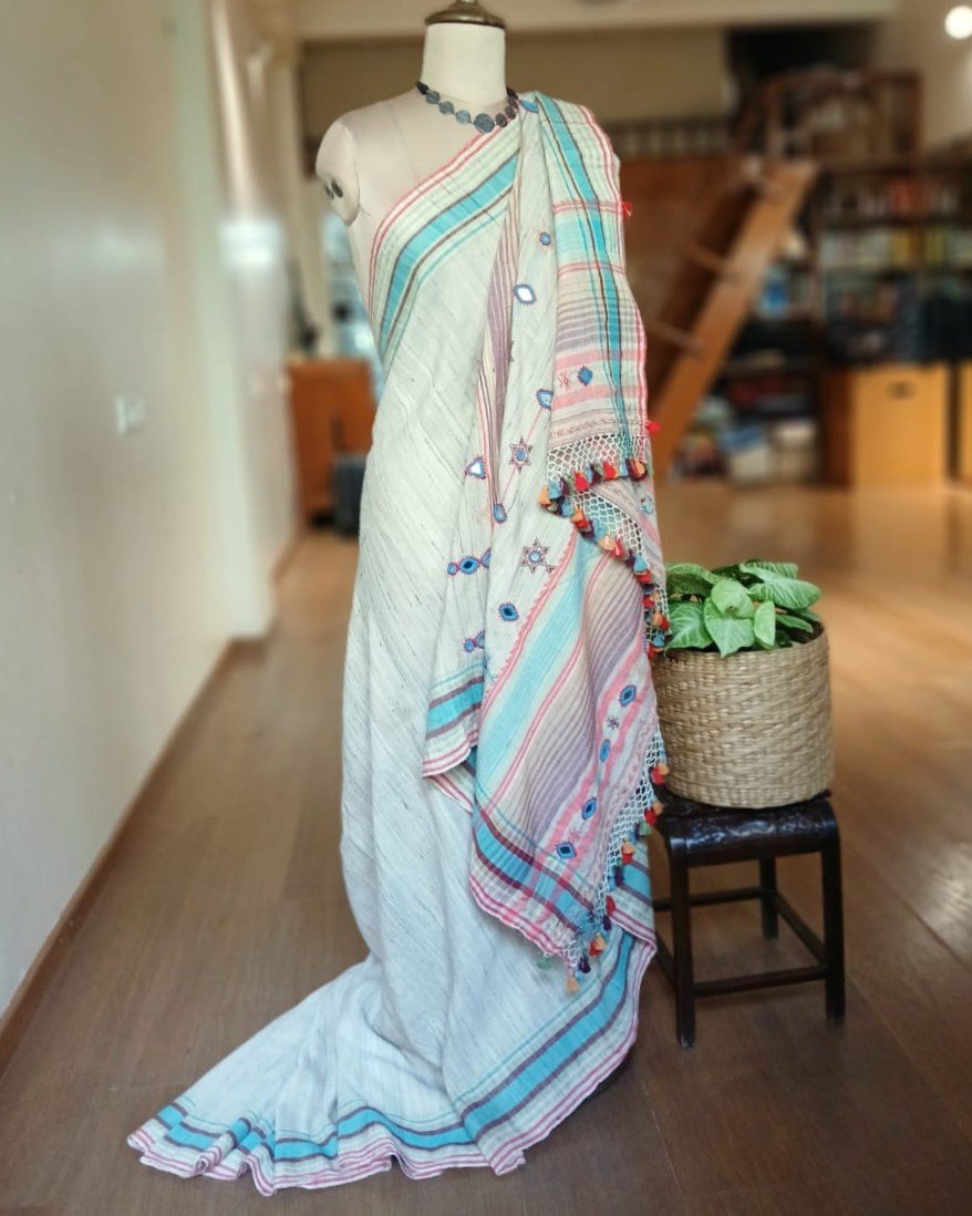 Bhujodi Handweave Saree in Pale Green. – (BHUJ1074)