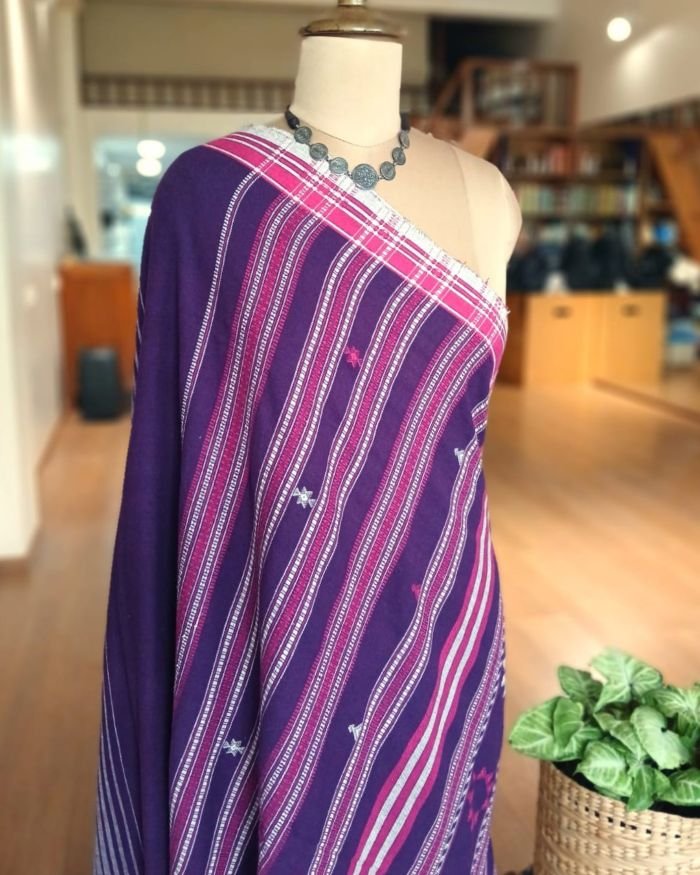 Bhujodi Saree Handwoven in Kala Cotton. – (BHUJ1078) - Image 8