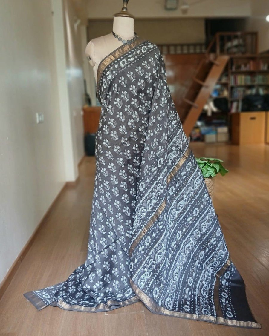 Hand Blockprint on Silk-Cotton from Bagru - (HBSC0001) - Image 2