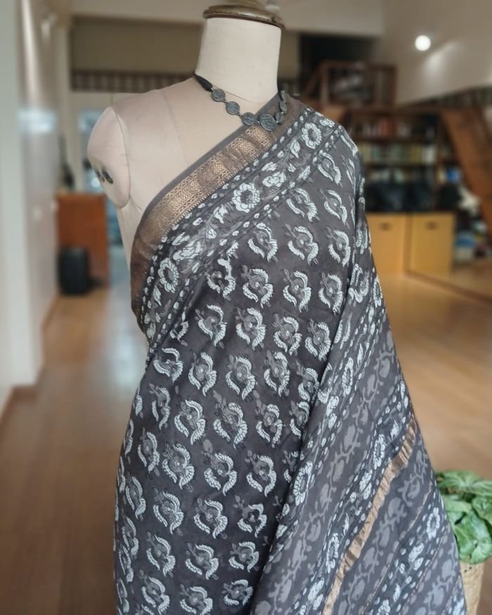 Hand Blockprint on Silk-Cotton from Bagru – (HBSC0003) - Image 6