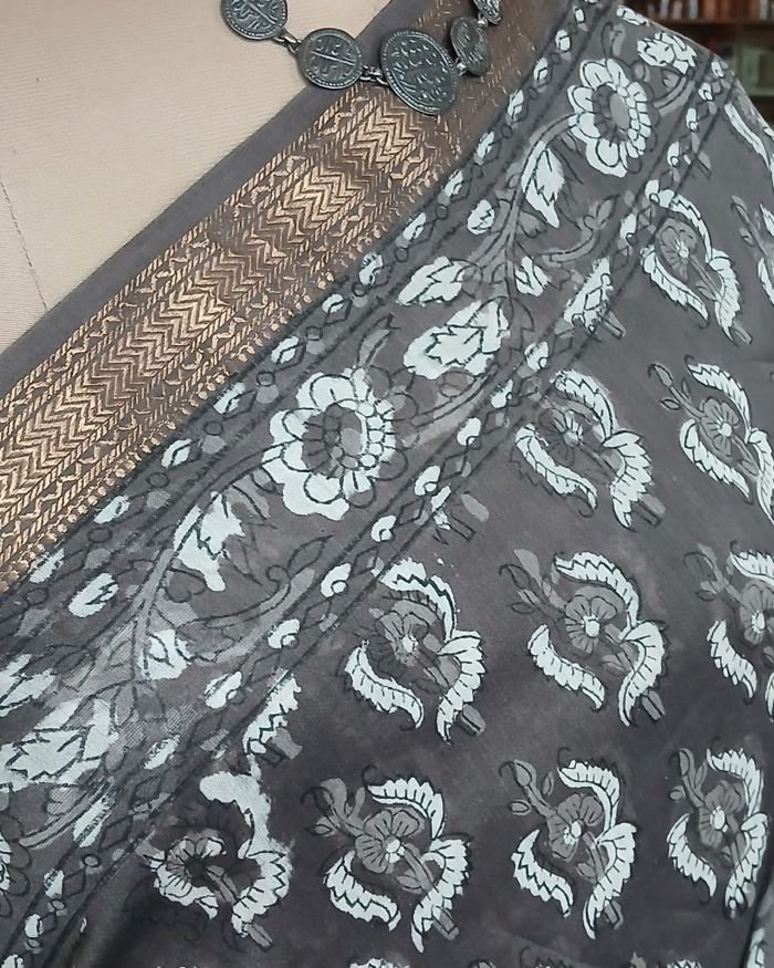 Hand Blockprint on Silk-Cotton from Bagru – (HBSC0003) - Image 4