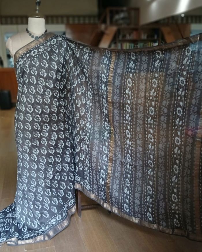 Hand Blockprint on Silk-Cotton from Bagru – (HBSC0003) - Image 3