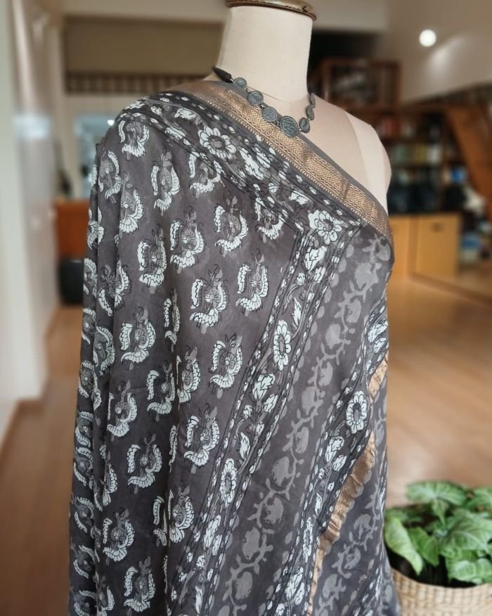 Hand Blockprint on Silk-Cotton from Bagru – (HBSC0003) - Image 8