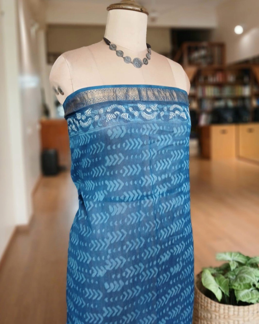 Hand Blockprint on Silk-Cotton from Bagru – (HBSC0004) - Image 9