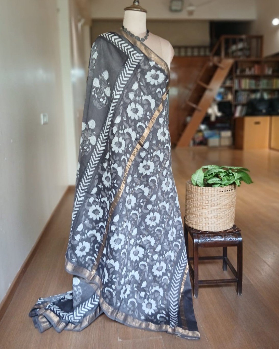 Hand Blockprint on Silk-Cotton from Bagru – (HBSC0005) - Image 7