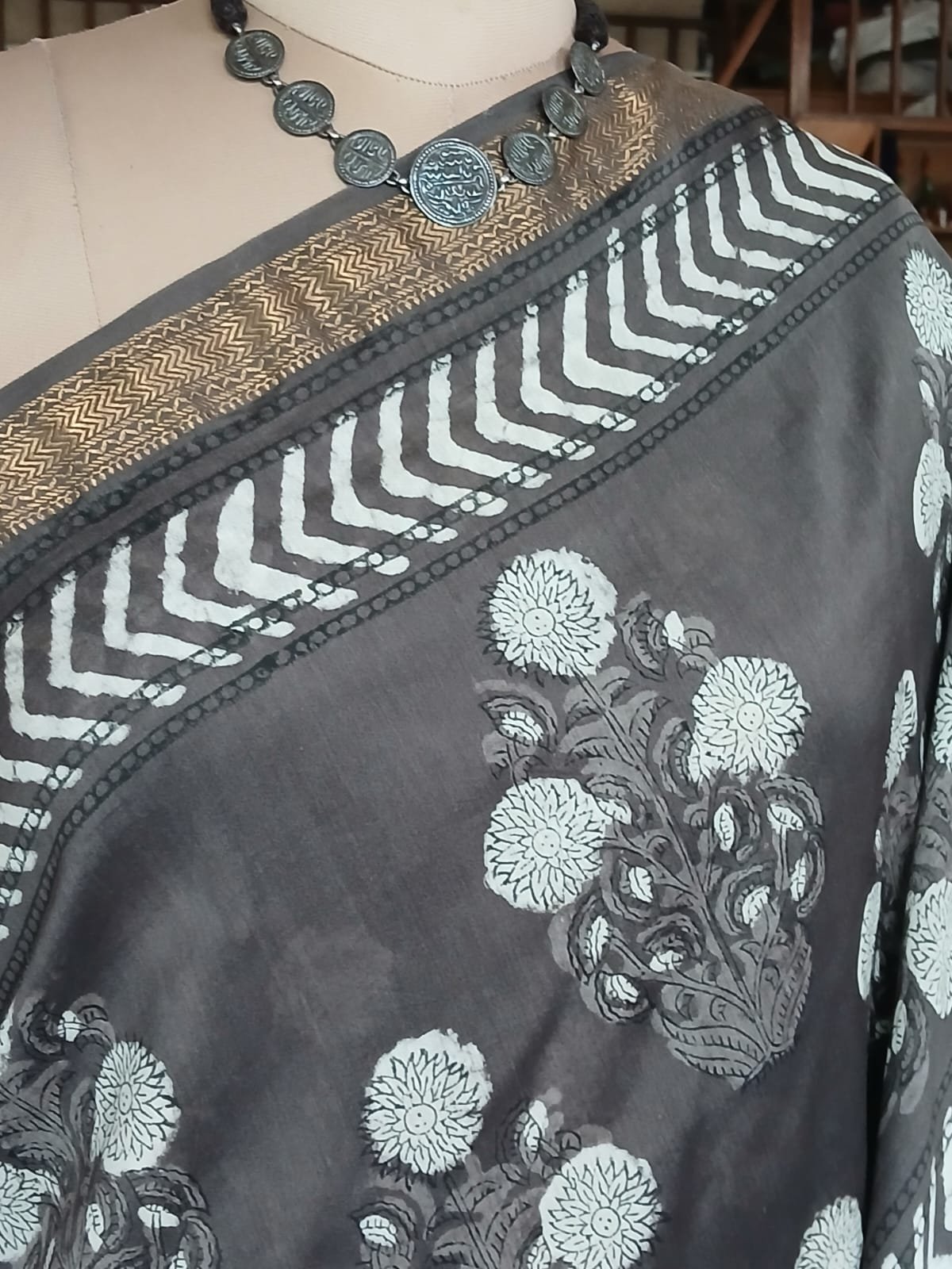 Hand Blockprint on Silk-Cotton from Bagru – (HBSC0005) - Image 4