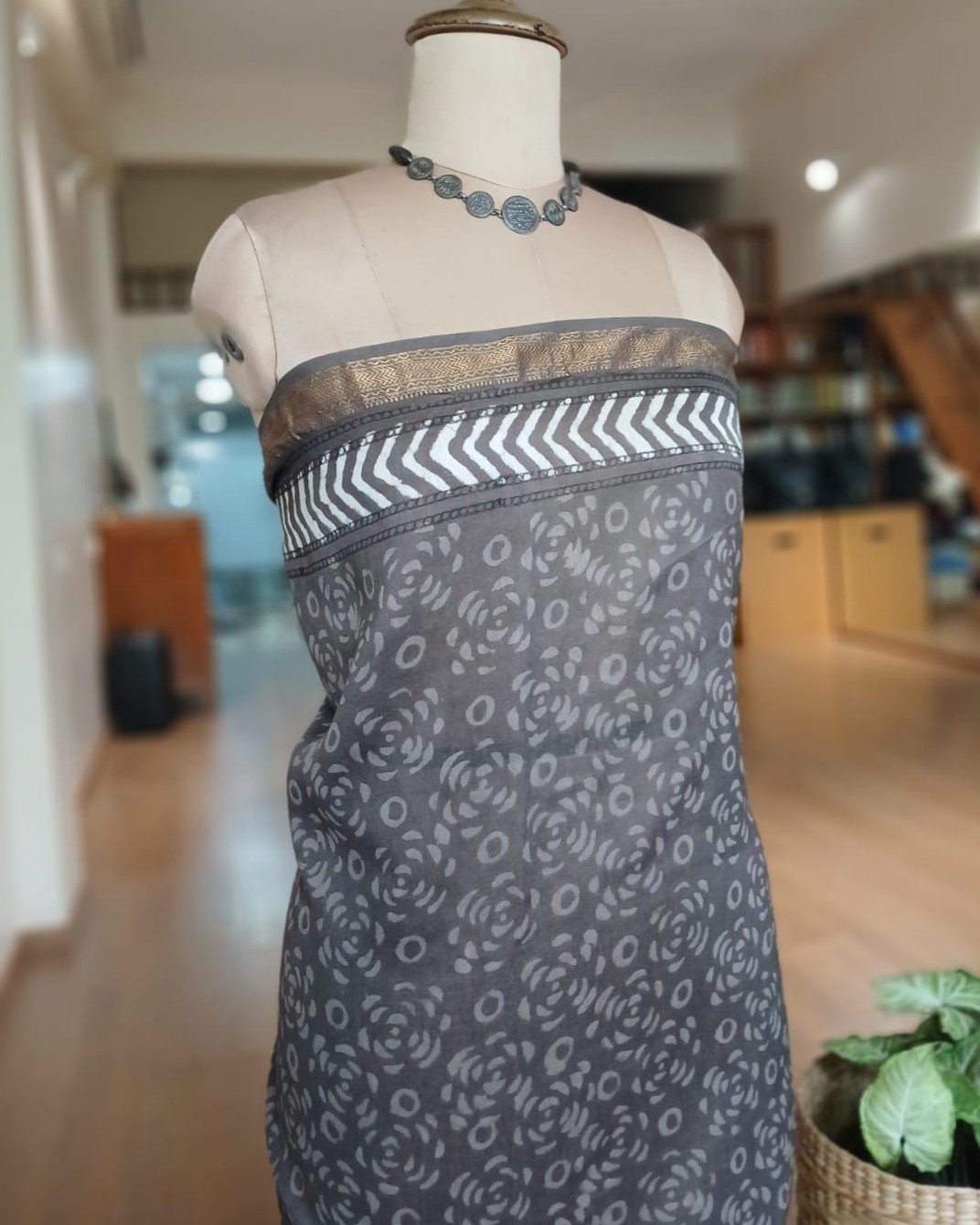 Hand Blockprint on Silk-Cotton from Bagru – (HBSC0005) - Image 9