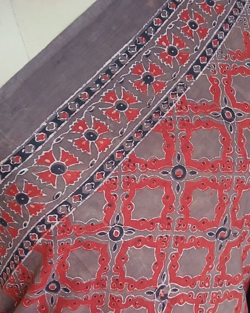 Barmer Ajrakh with Embroidered Palla Mul Cotton Saree – (AMCE0002) - Image 4