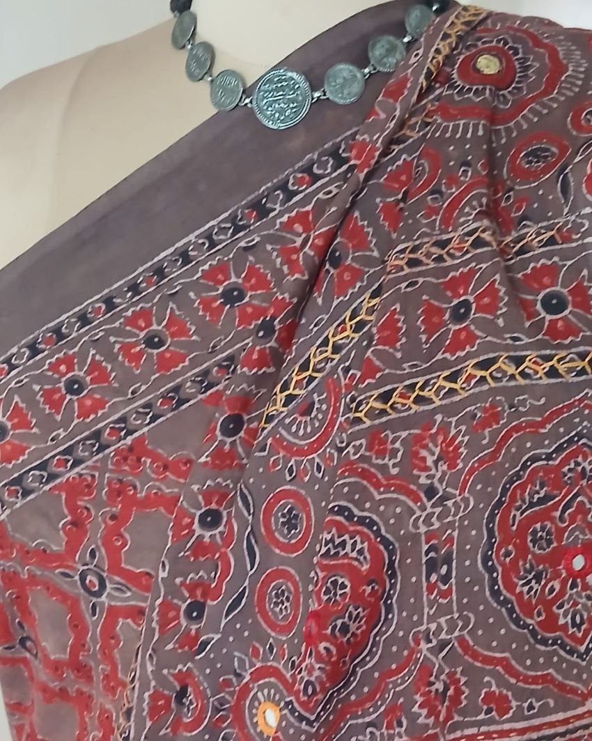 Barmer Ajrakh with Embroidered Palla Mul Cotton Saree – (AMCE0002) - Image 8
