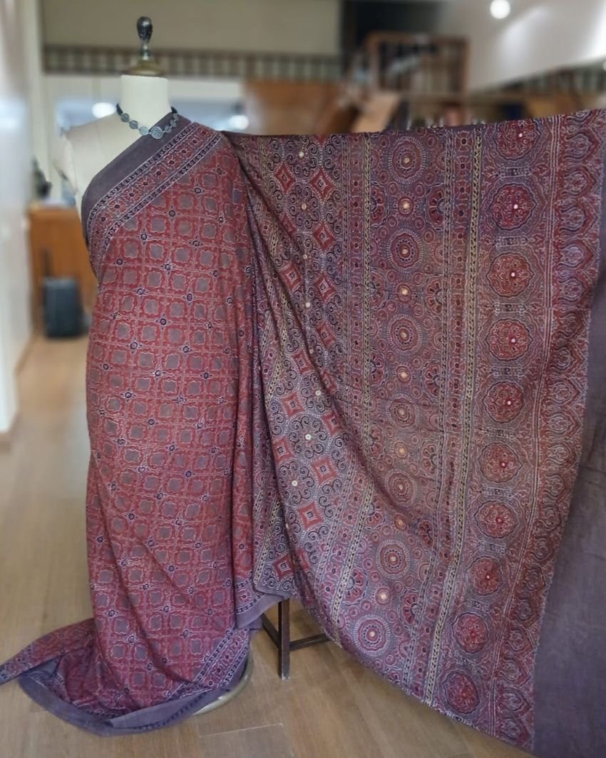 Barmer Ajrakh with Embroidered Palla Mul Cotton Saree – (AMCE0002) - Image 2