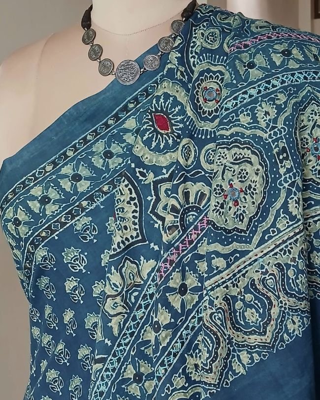 Barmer Ajrakh with Embroidered Palla Mul Cotton Saree – (AMCE0009) - Image 6