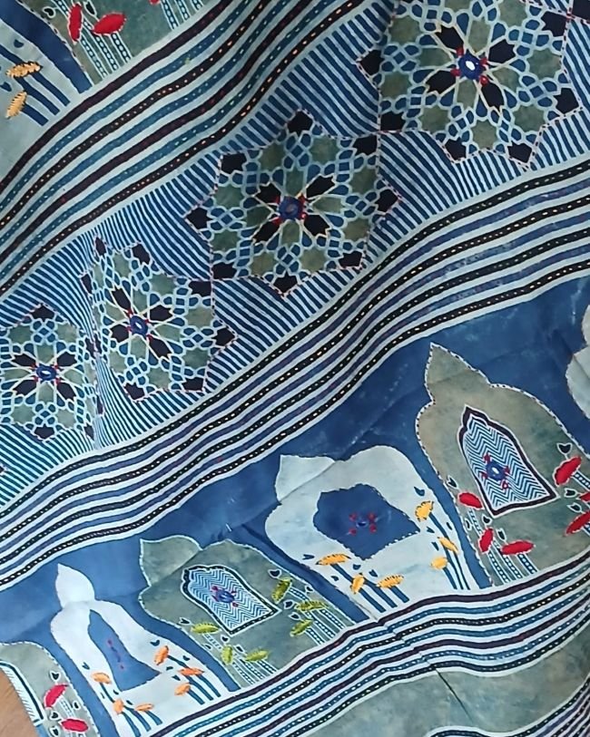 Barmer Ajrakh with Embroidered Palla Mul Cotton Saree – (AMCE0001) - Image 4