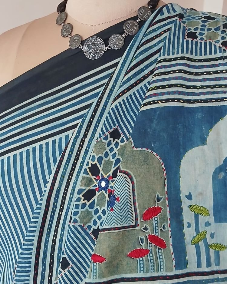 Barmer Ajrakh with Embroidered Palla Mul Cotton Saree – (AMCE0001) - Image 7