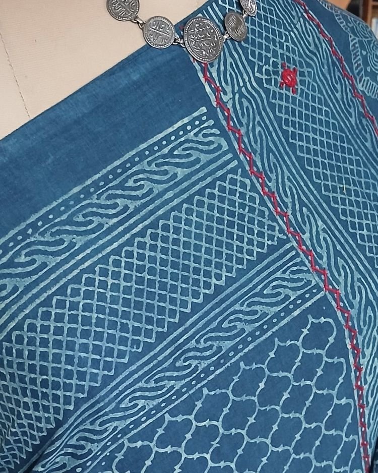 Barmer Ajrakh with Embroidered Palla Mul Cotton Saree – (AMCE0003) - Image 3