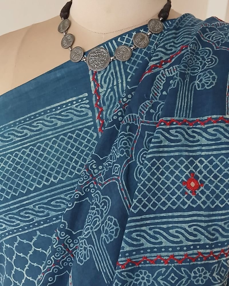 Barmer Ajrakh with Embroidered Palla Mul Cotton Saree – (AMCE0003) - Image 7