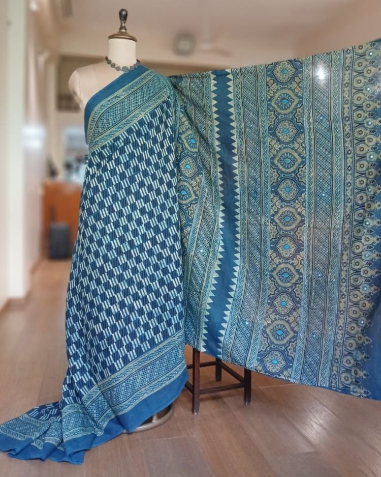 Barmer Ajrakh with Embroidered Palla Mul Cotton Saree – (AMCE0006) - Image 2