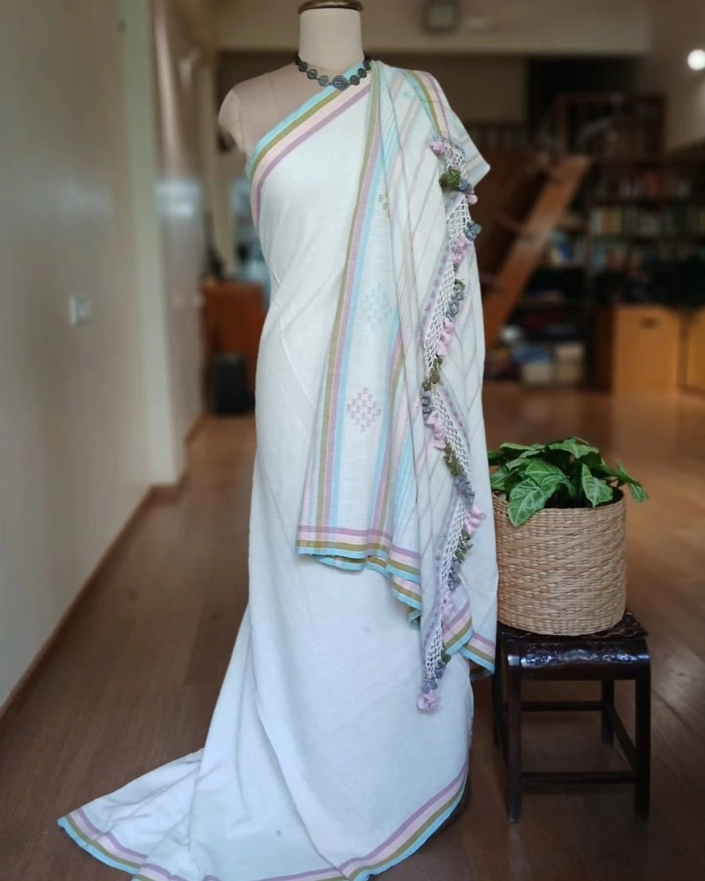 Bhujodi Saree Handwoven in Kala Cotton – (BHUJ1095)