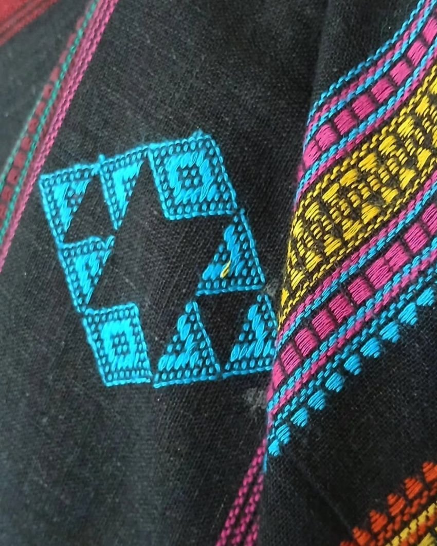 Bhujodi Saree Handwoven in Kala Cotton – (BHUJ1097) - Image 5