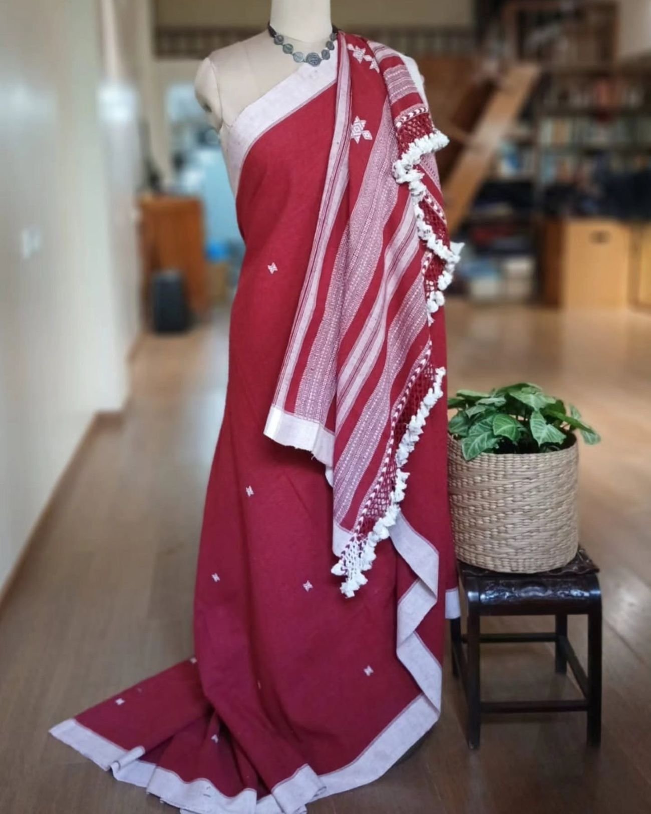 Bhujodi Saree Handwoven in Kala Cotton – (BHUJ1098)