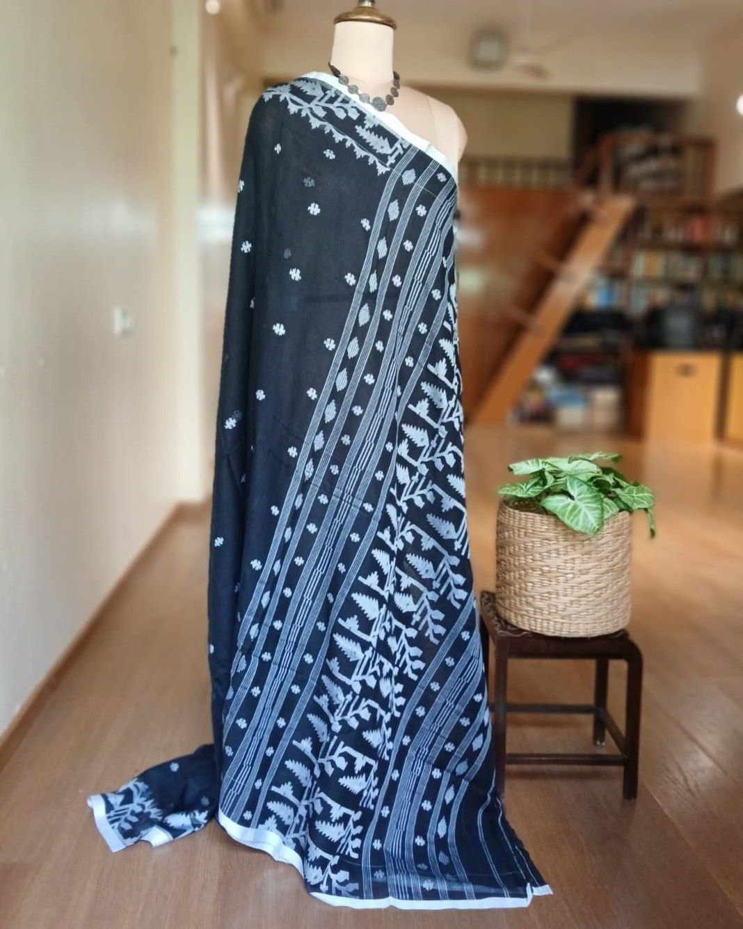 Soft Cotton Jamdani Handweave from Phulia – (JCHS0024) - Image 7