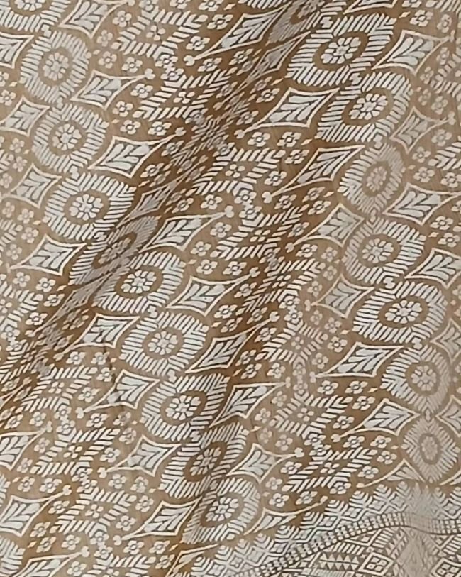 Ahimsa Eri Silk saree from Sualkuchi in Assam - (AESS0019) - Image 4