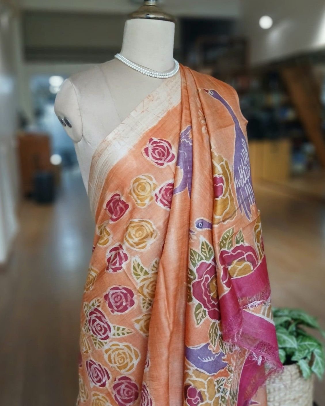 Handpainted Tussar Silk Saree - (HTSS0003) - Image 5