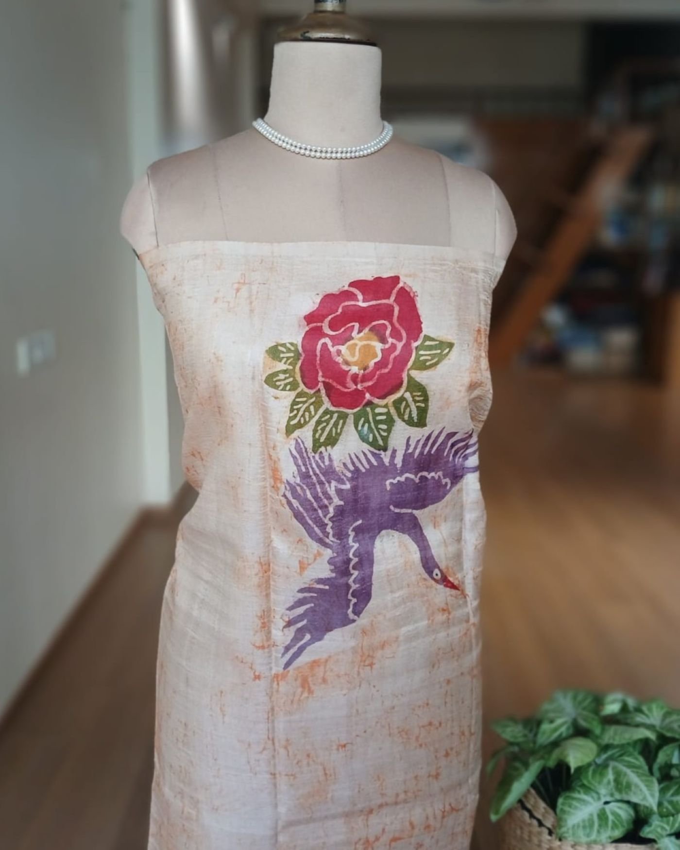 Handpainted Tussar Silk Saree - (HTSS0003) - Image 9