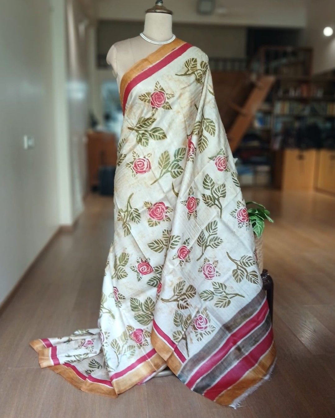 Handpainted Tussar Silk Saree - (HTSS0004)