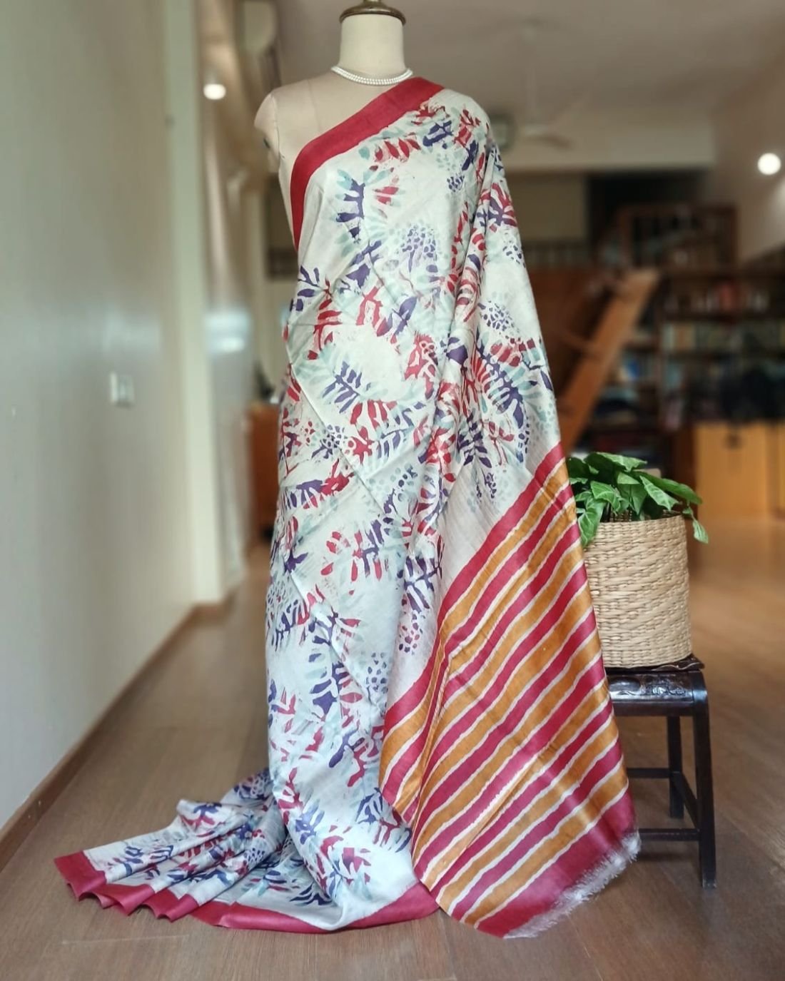 Handpainted Tussar Silk Saree - (HTSS0006)