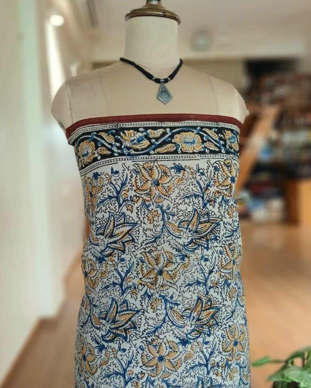 Pedana Kalamkari Saree on Viscose-Based Chennur Silk - (PKCS0005) - Image 8
