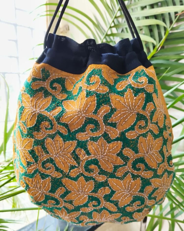 Tussar Silk Kantha Batua - (TSKB0012) - Image 7