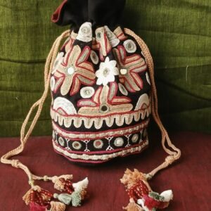 Paako Embroidered Potli Bag from Kutch – (PEPB0034)