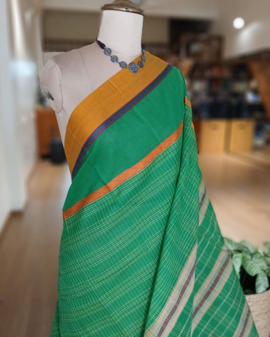 Handloom Cotton Saree from Narayanpet in Telangana – (HCSN1010) - Image 3