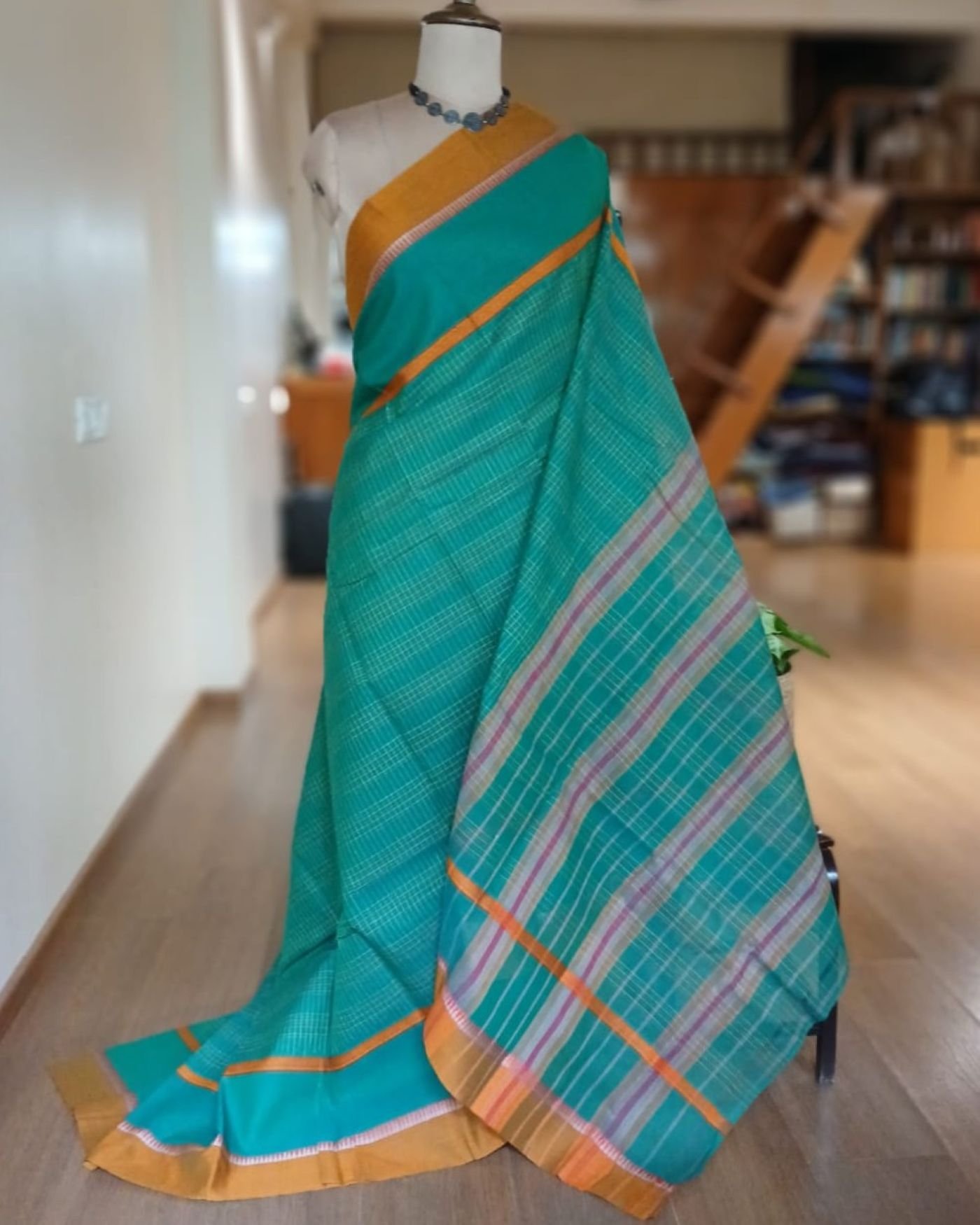 Handloom Cotton Saree from Narayanpet in Telangana – (HCSN1002) - Image 2