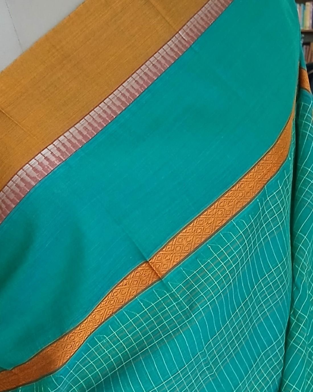 Handloom Cotton Saree from Narayanpet in Telangana – (HCSN1002) - Image 4