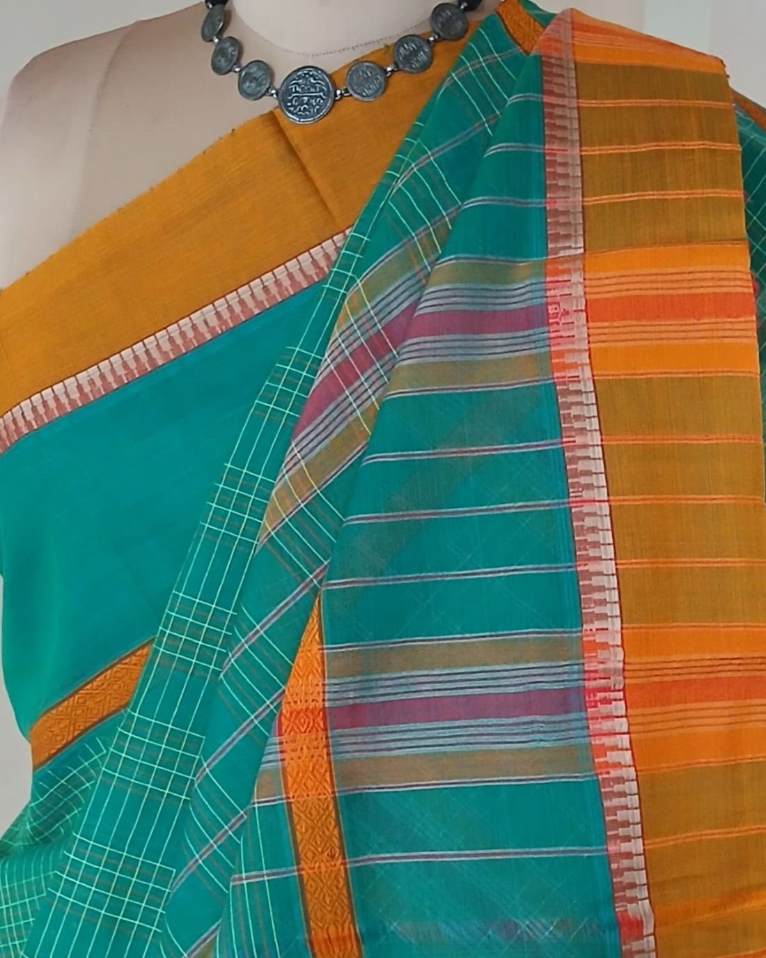 Handloom Cotton Saree from Narayanpet in Telangana – (HCSN1002) - Image 6