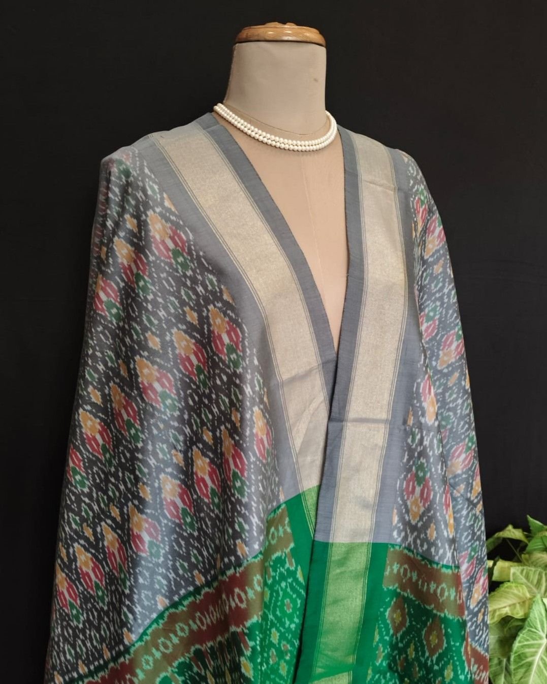 Silk-cotton Ikat Dupatta from Telengana – (SCDT0017) - Image 2