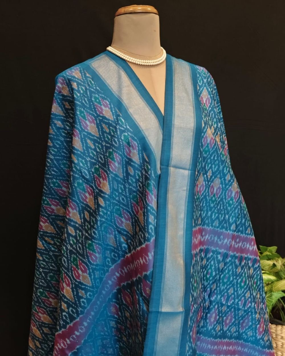 Silk-cotton Ikat Dupatta from Telengana – (SCDT0036) - Image 2