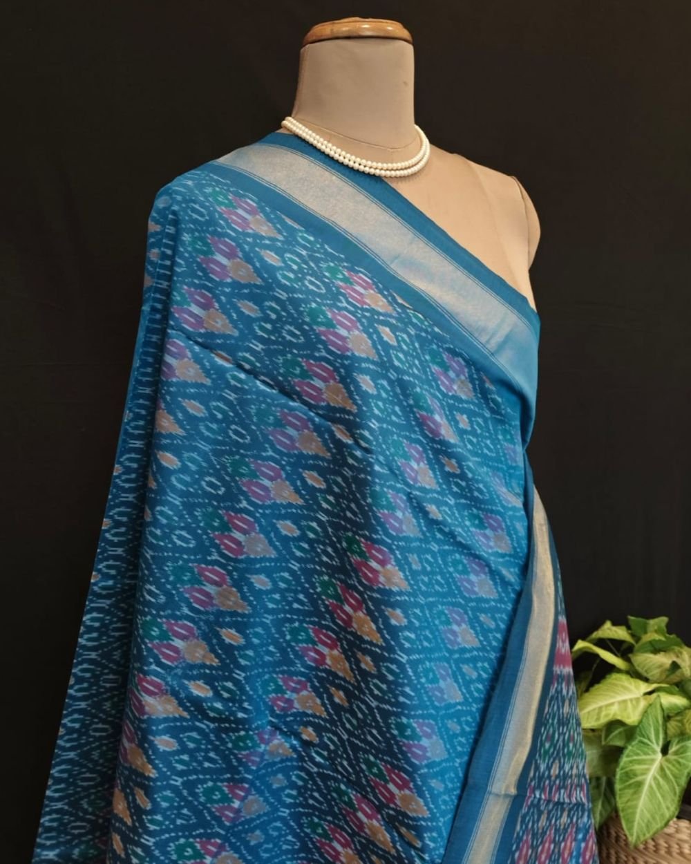 Silk-cotton Ikat Dupatta from Telengana – (SCDT0036) - Image 8